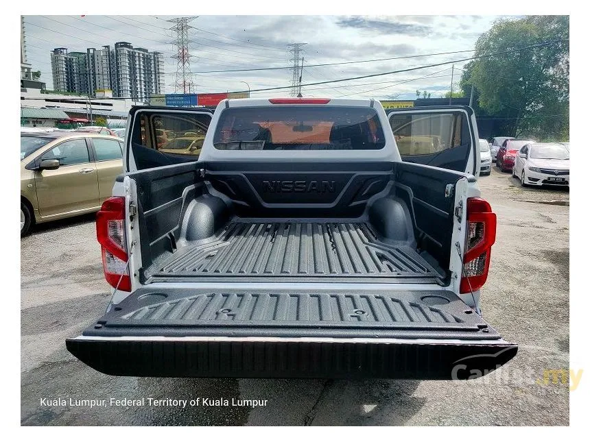 2018 Nissan Navara NP300 SE Dual Cab Pickup