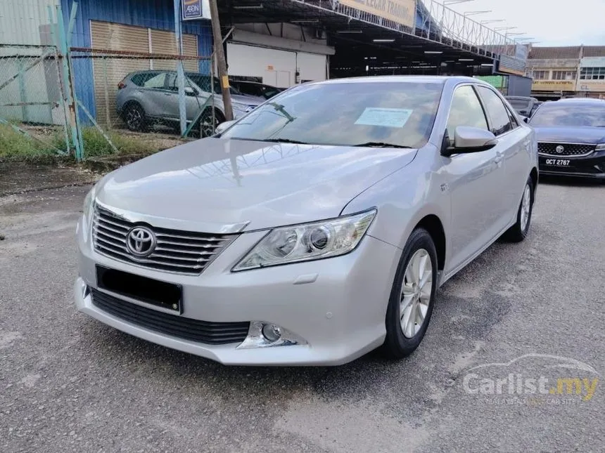2012 Toyota Camry V Sedan