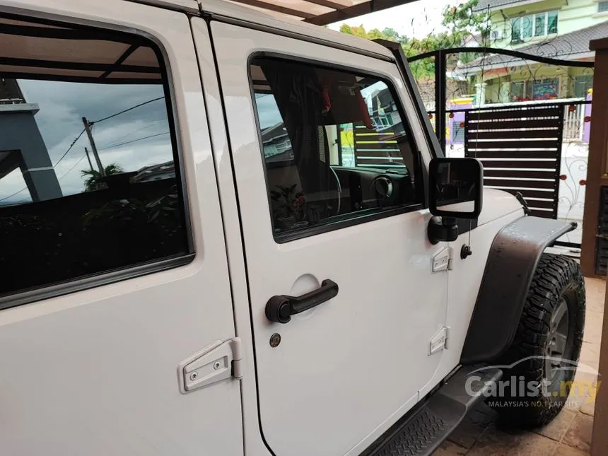 2016 Jeep Wrangler Unlimited Sahara SUV