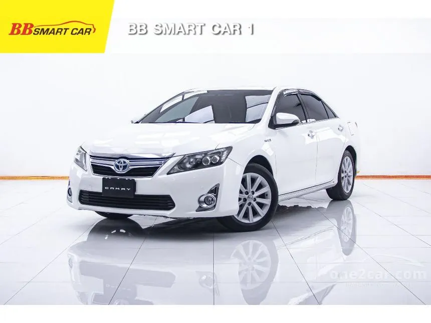 2013 Toyota Camry Hybrid Sedan