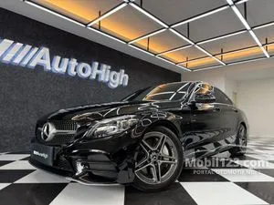 2019 Mercedes-Benz C300 2.0 AMG Line Sedan
