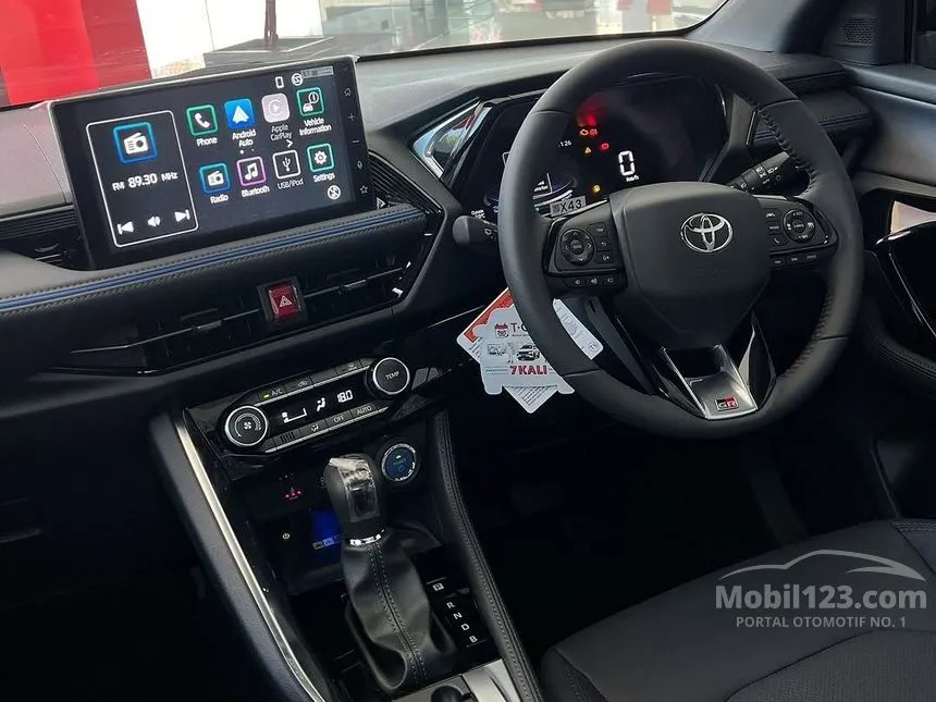 2026 Toyota Yaris Cross S HV with GR Parts Aero Pkg SUV
