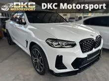 2022 BMW X4 2.0 xDrive30i M Sport SUV / PANORAMIC GLASS SUNROOF / ADAPTIVE LED HEADLIGHTS / WIRELESS CHARGING / POWER TAILGATE / AMBIENT LIGHTING /DSC