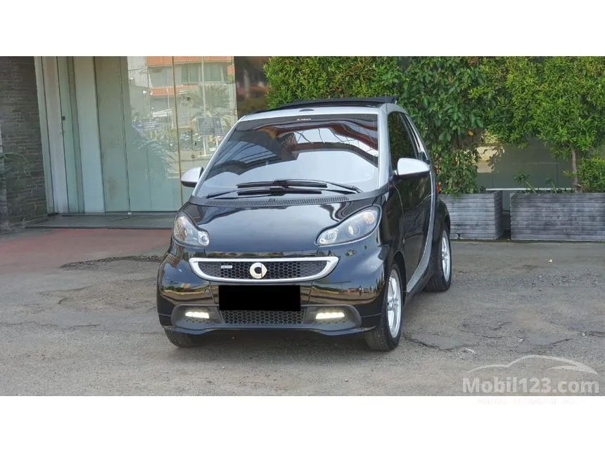 2013 smart fortwo Passion Convertible