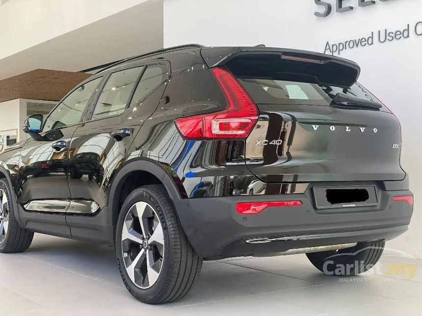 2023 Volvo XC40 B5 Ultimate SUV