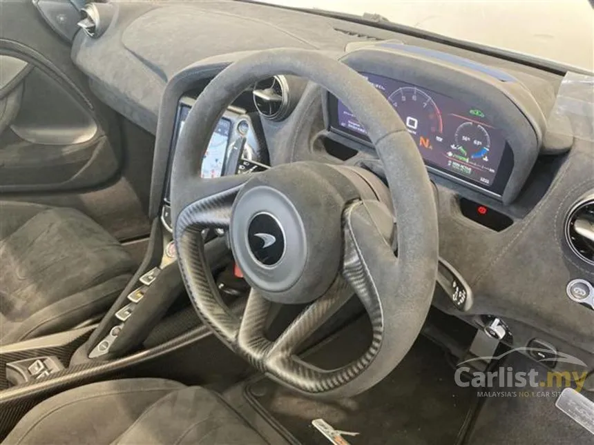 2021 McLaren 765LT Coupe