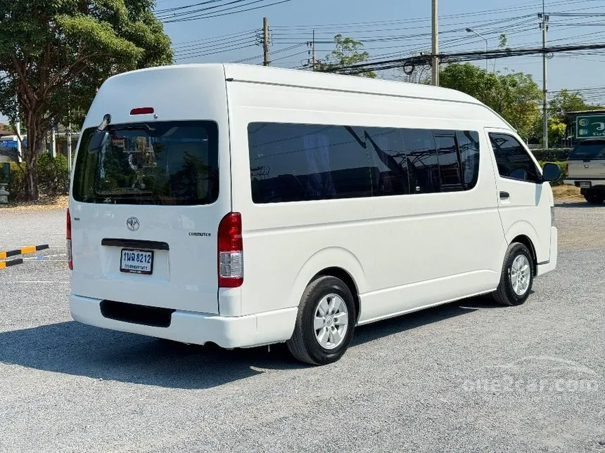 2014 Toyota HIACE VVTi Van