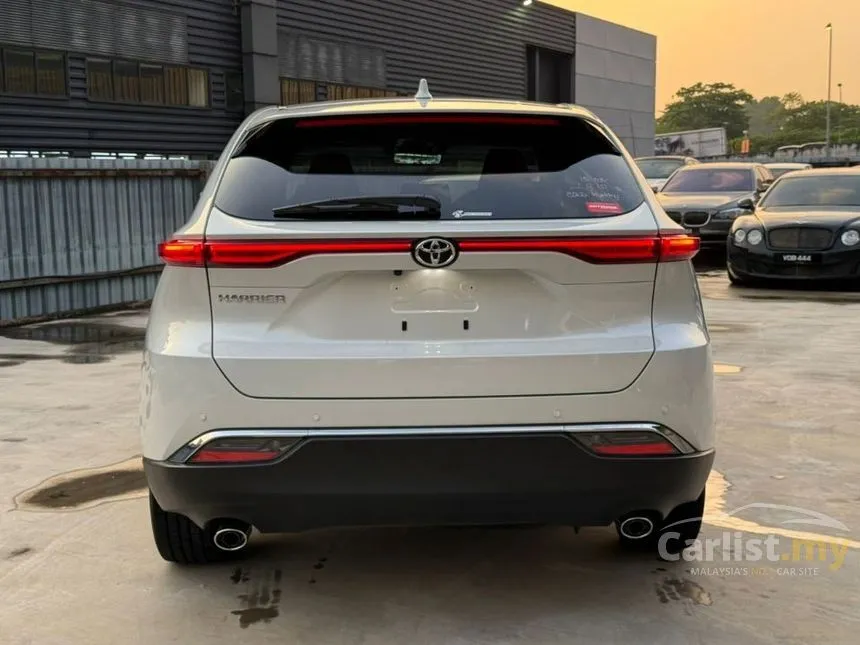 2025 Toyota Harrier Z Leather Package Hybrid SUV