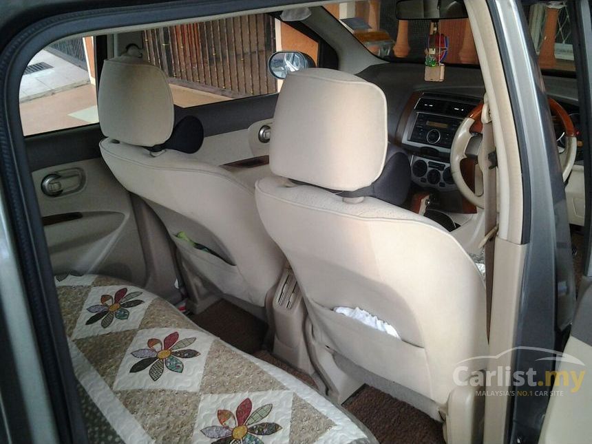 2009 Nissan Grand Livina Comfort MPV