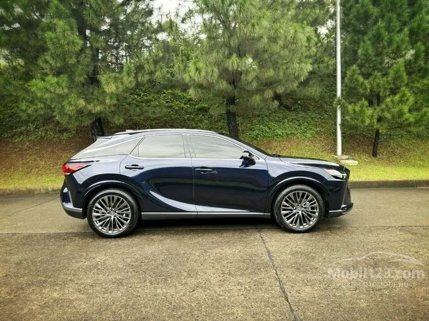 2023 Lexus RX350h Luxury Wagon