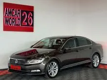 ORI2018 Volkswagen Passat 2.0 380 TSI HIGHLINE ONE OWNER / 1-3 YR WARRANTY / TURBO + DSG/P-BOOT