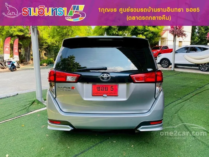 2022 Toyota INNOVA Crysta Premium Wagon