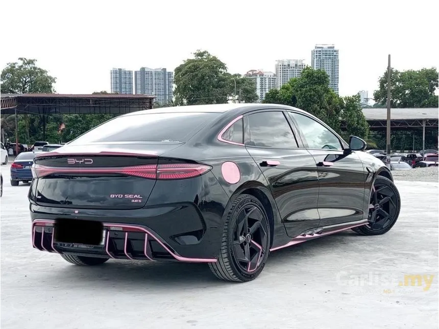 2024 BYD Seal Performance Sedan
