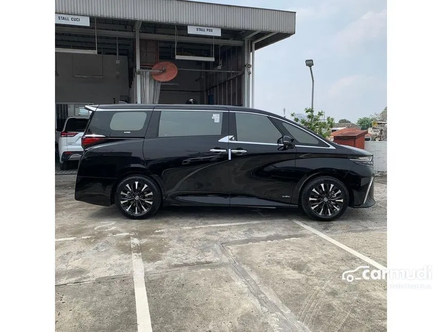 2026 Toyota Alphard HEV (Premium Color) MPV