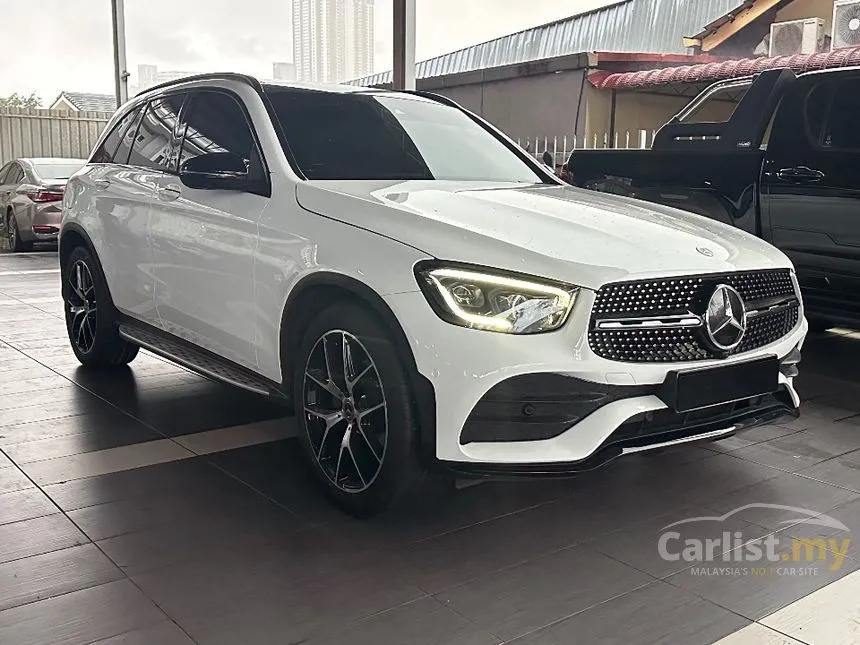2022 Mercedes-Benz GLC300 4MATIC AMG Line SUV