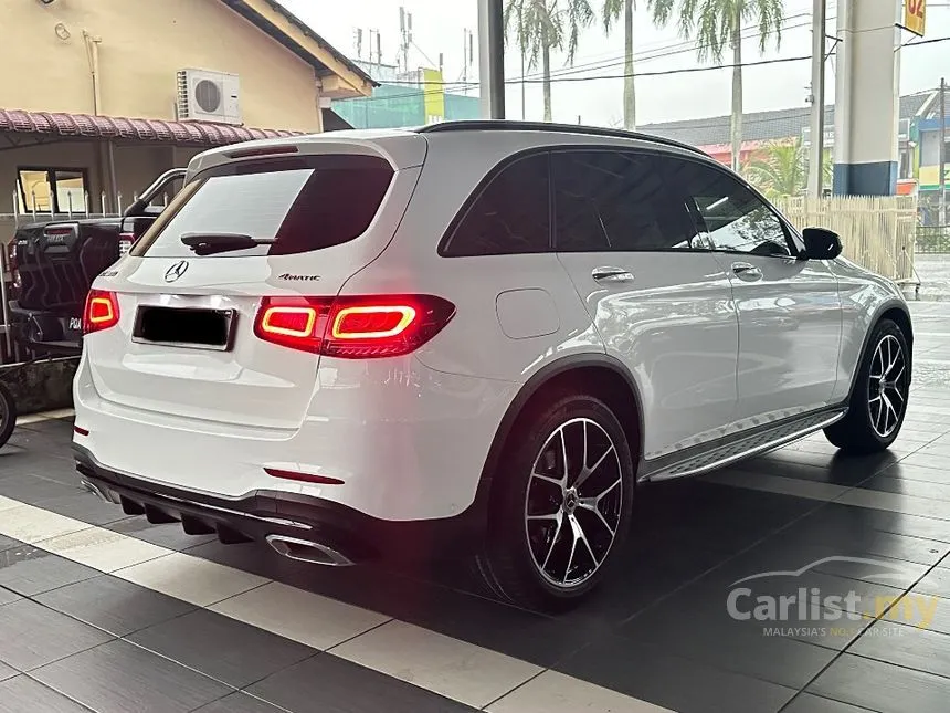 2022 Mercedes-Benz GLC300 4MATIC AMG Line SUV