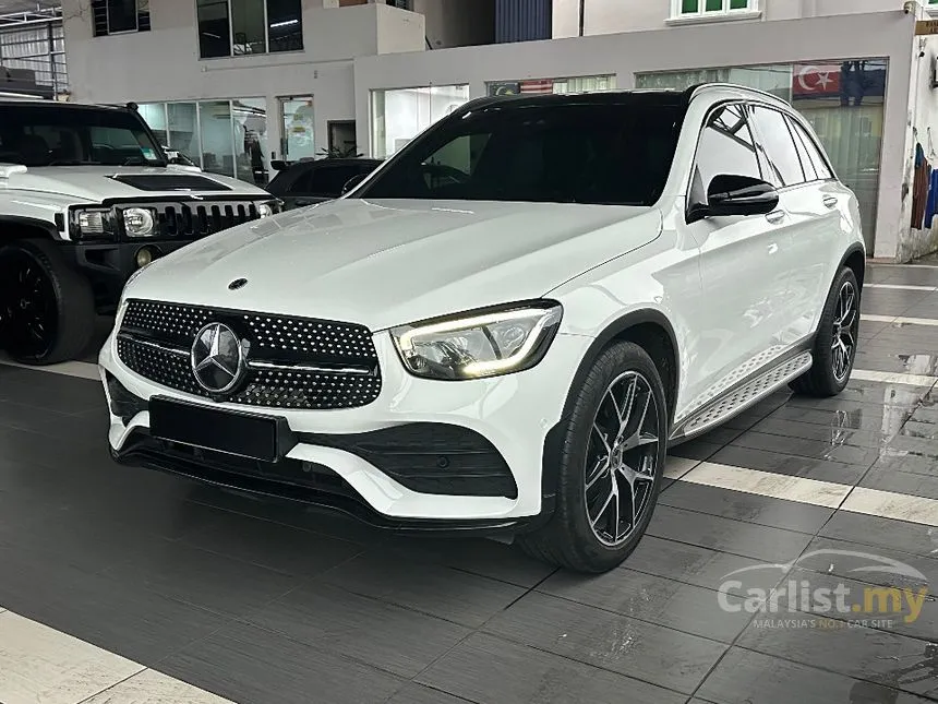 2022 Mercedes-Benz GLC300 4MATIC AMG Line SUV