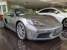 2018 Porsche 718 2.0 Cayman Coupe PDLS PASM PCM Xenon Light LED Daytime Running Light Bose Sound System Paddle Shift Leather Seat Parktronic