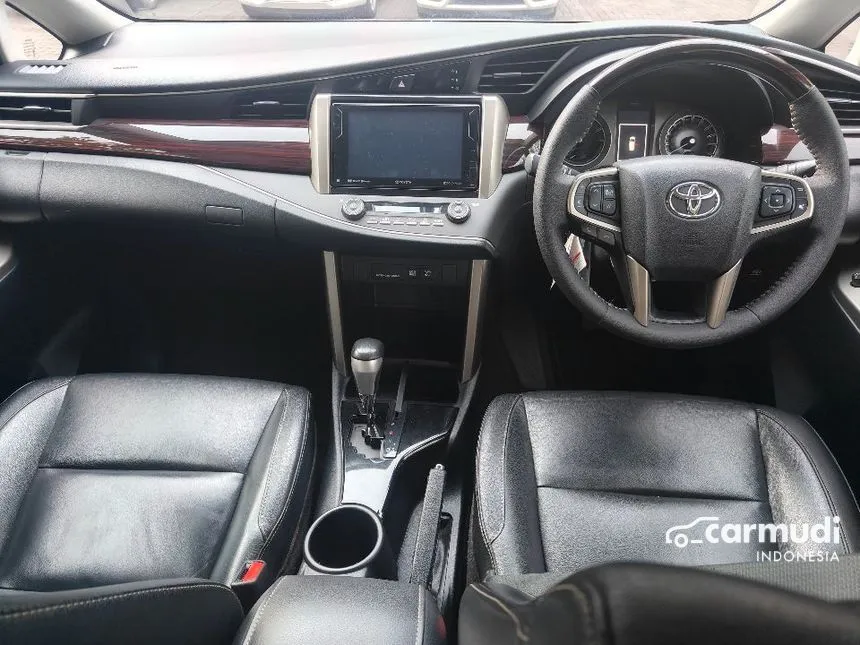 2018 Toyota Kijang Innova Venturer MPV