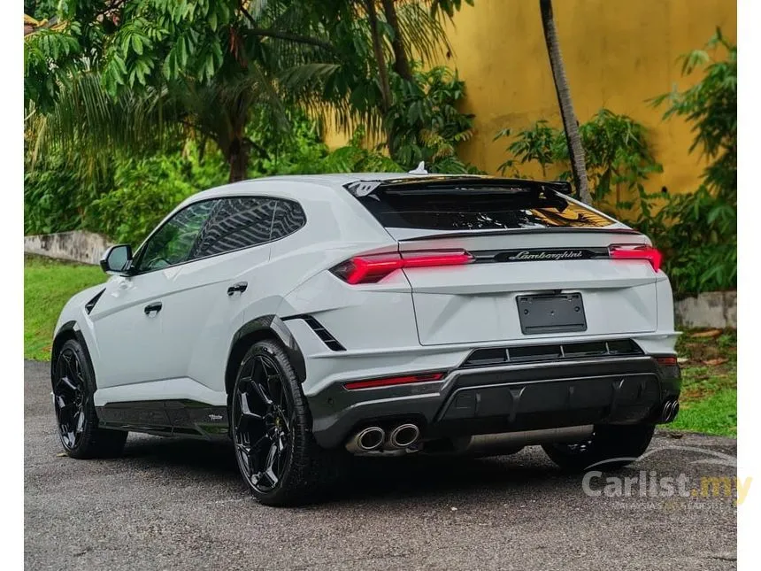 2024 Lamborghini Urus SUV