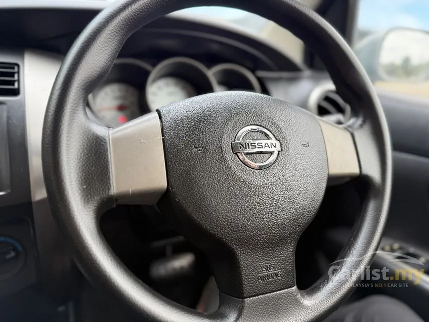 2011 Nissan Livina X-Gear MPV