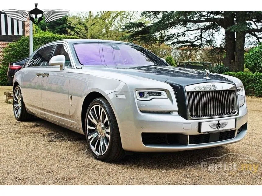2018 Rolls-Royce Ghost Extended Wheelbase Sedan