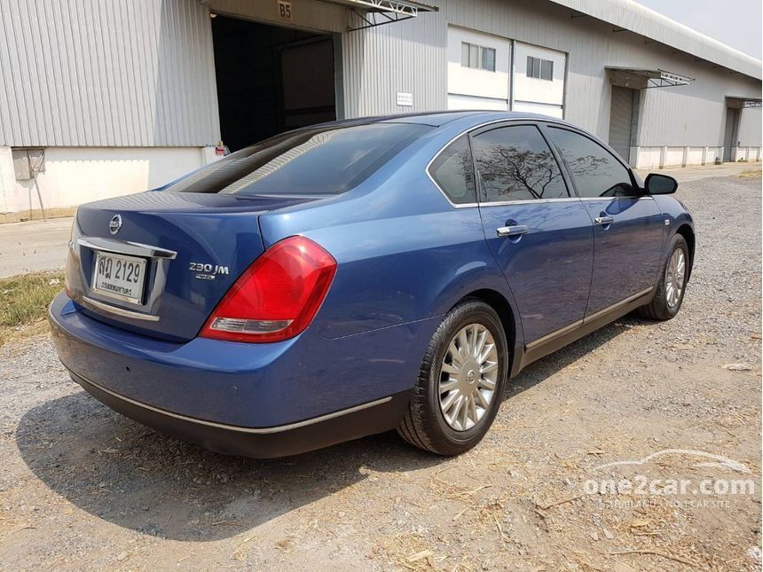 Nissan teana 2004
