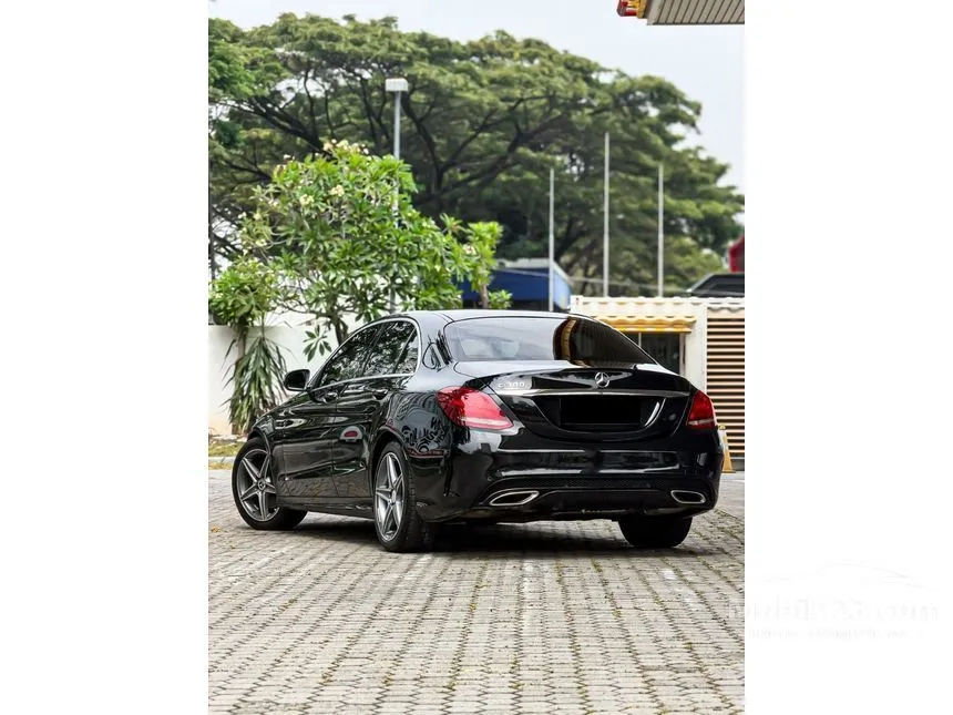 2018 Mercedes-Benz C300 AMG Line CKD Sedan