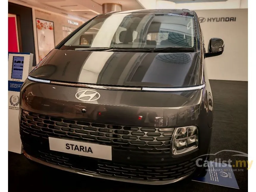 2025 Hyundai Staria Prestige (10-seater) MPV