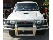 1994 Mitsubishi Pajero 2.6 SUV