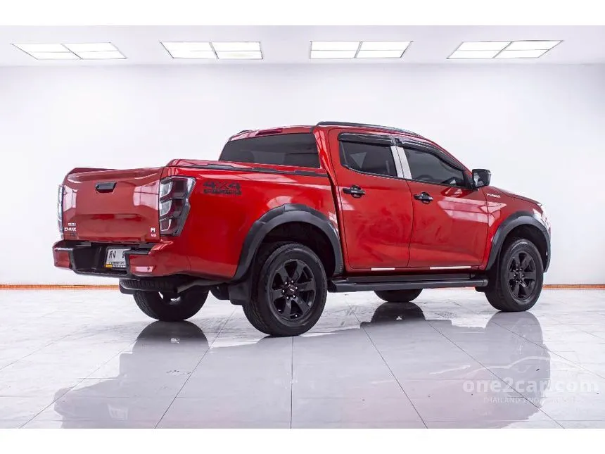 2024 Isuzu D-MAX Vcross M Cab-4 Pickup