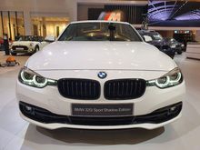 DISKON MELIMPAH PROMO SPESIAL AKHIR TAHUN 2019 BMW 320i 2.0 Sport Shadow Edition Sedan