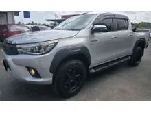 2017 Toyota HILUX DOUBLE CAB 2.8 A (G) VNT INTERCOOLER 4WD (AT) (4X4) (GOOD CONDITION) SILVER METALLIC (1D4)130,200KMS