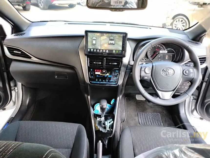 2025 Toyota Yaris G Hatchback