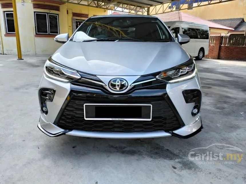2025 Toyota Yaris G Hatchback