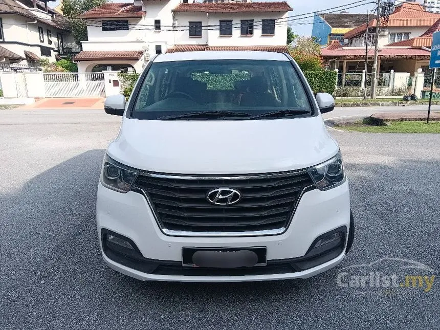 2018 Hyundai Grand Starex Royale MPV