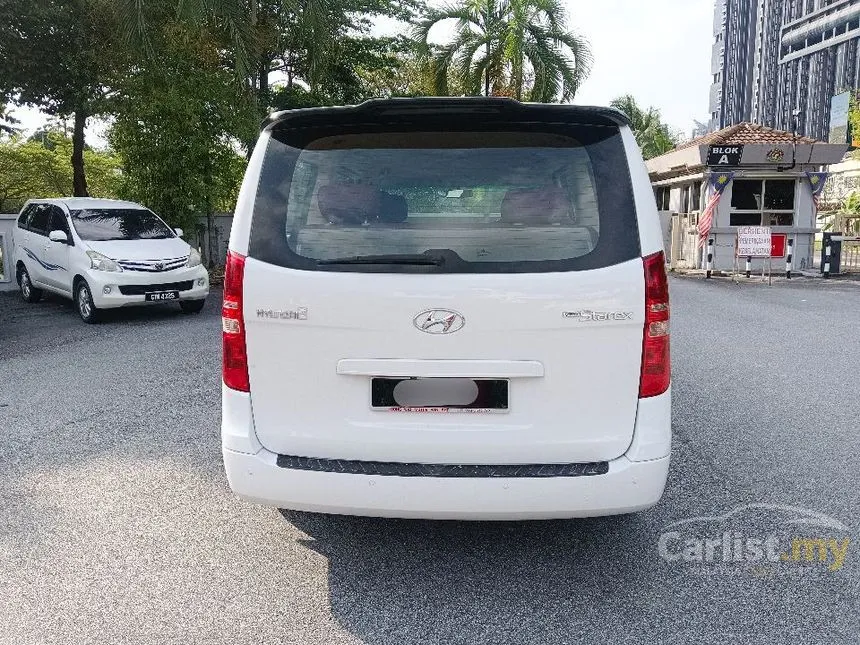 2018 Hyundai Grand Starex Royale MPV