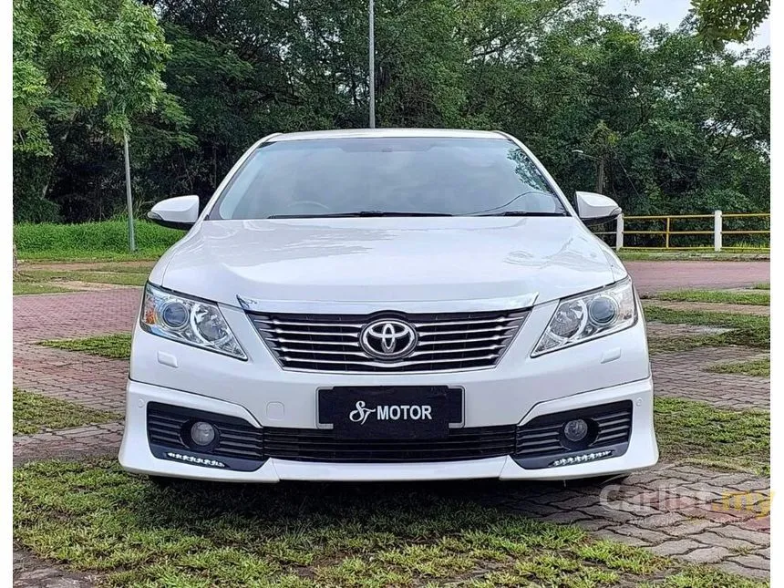 2014 Toyota Camry V Sedan