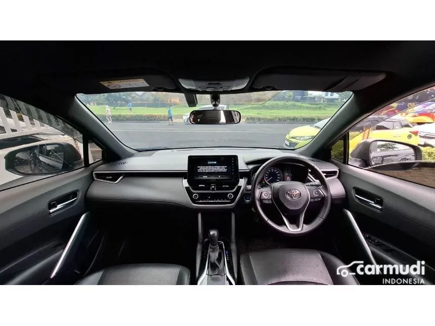 2022 Toyota Corolla Cross Hybrid SUV