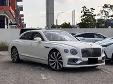 2023 BENTLEY FLYING SPUR 4.0 AZURE SEDAN - LOW MILEAGE