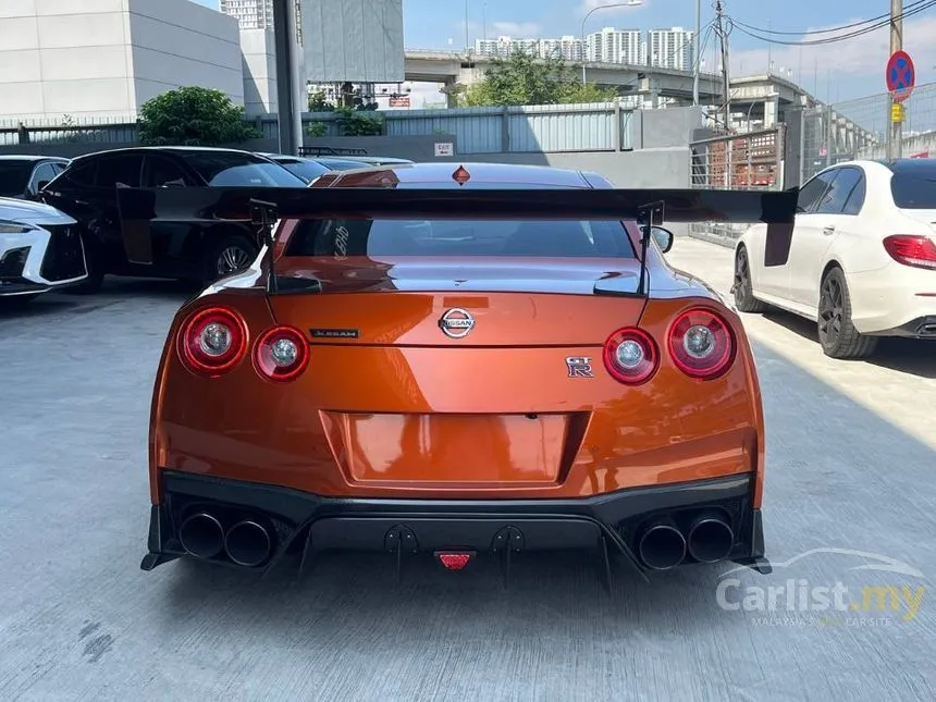 2018 Nissan GT-R Recaro Coupe