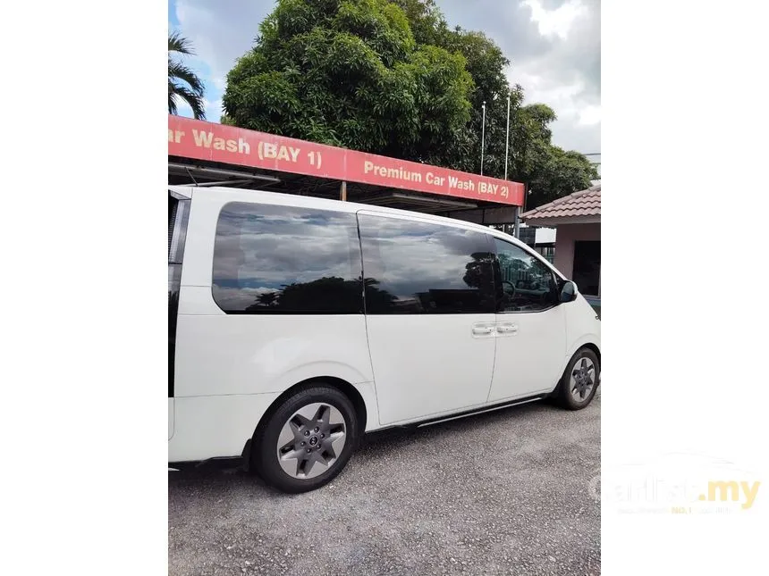 2023 Hyundai Staria Max MPV