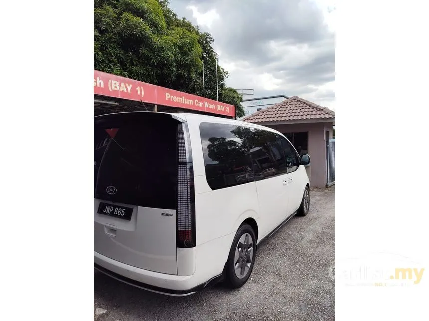2023 Hyundai Staria Max MPV