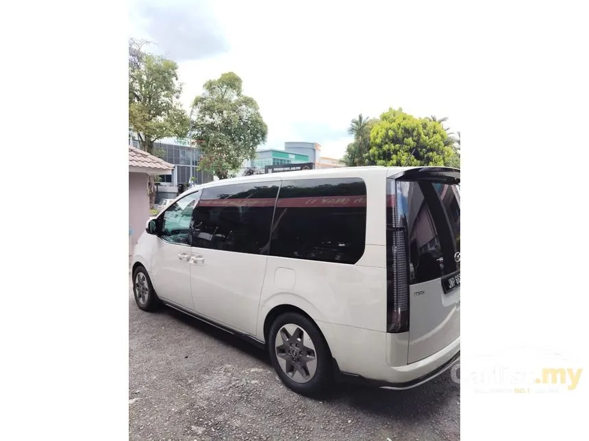 2023 Hyundai Staria Max MPV
