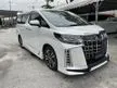 Recon 2019 Toyota Alphard 2.5 SC TRD BODYKIT/SUNROOF/ALPINE