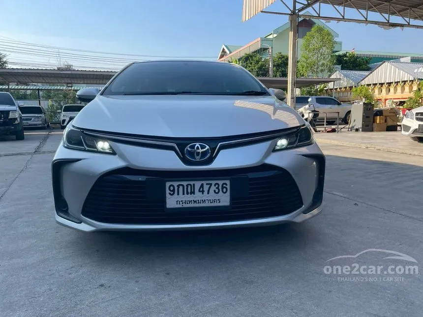 2019 Toyota Corolla Altis Hybrid Entry Sedan