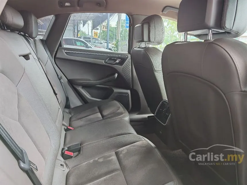 2018 Porsche Macan SUV