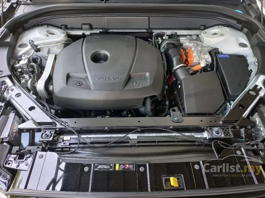 2023 Volvo XC60 Recharge T8 Ultimate PHEV SUV