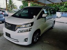 2010 Toyota Vellfire 2.4 MPV