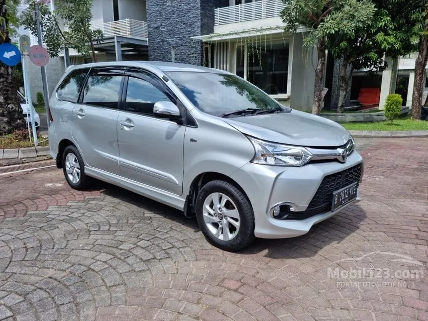 Jual Mobil Toyota Avanza 2018 Veloz 1.3 di Yogyakarta Automatic MPV Silver Rp 149.000.000